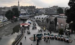 مقتل 10 أشخاص بنيران مسلّحين في قرية يقطنها علويون في وسط سوريا